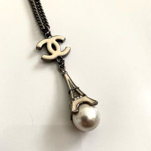 COPY - Chanel CC Eiffel Tower Faux Pearl Necklace